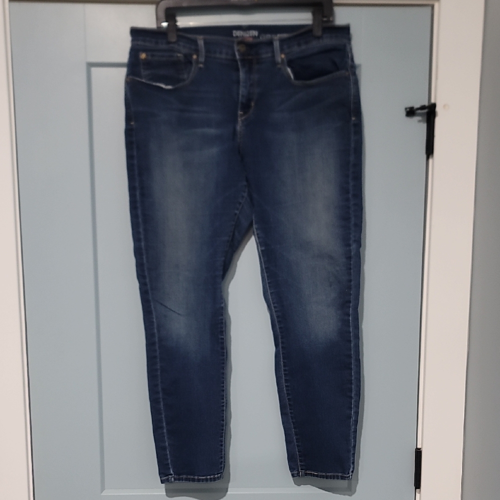 Denizen from Levi's Classic Blue Skinny Jeans
